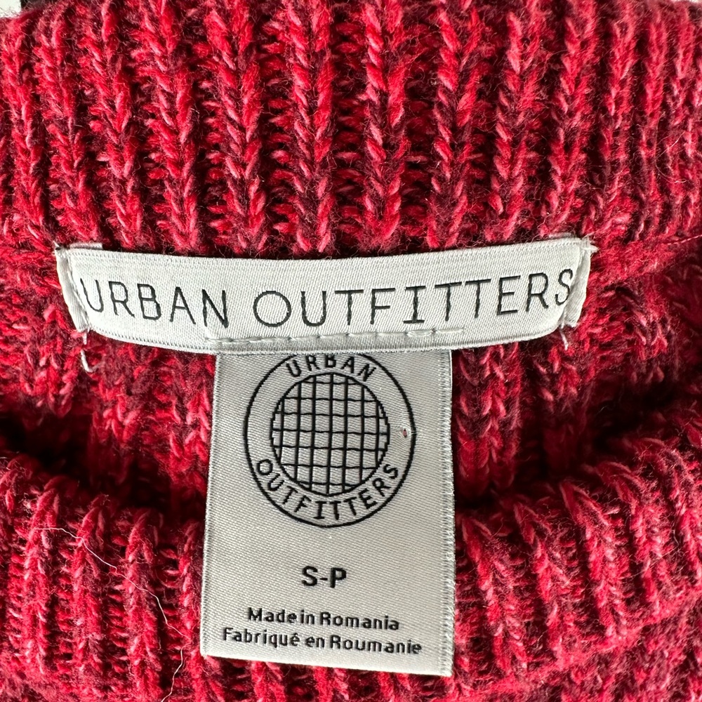 Urban Outfitters Big Sur Ribbed Knit Cropped
Sweater Red Multi Drop Sleeve - Picture 7 of 8